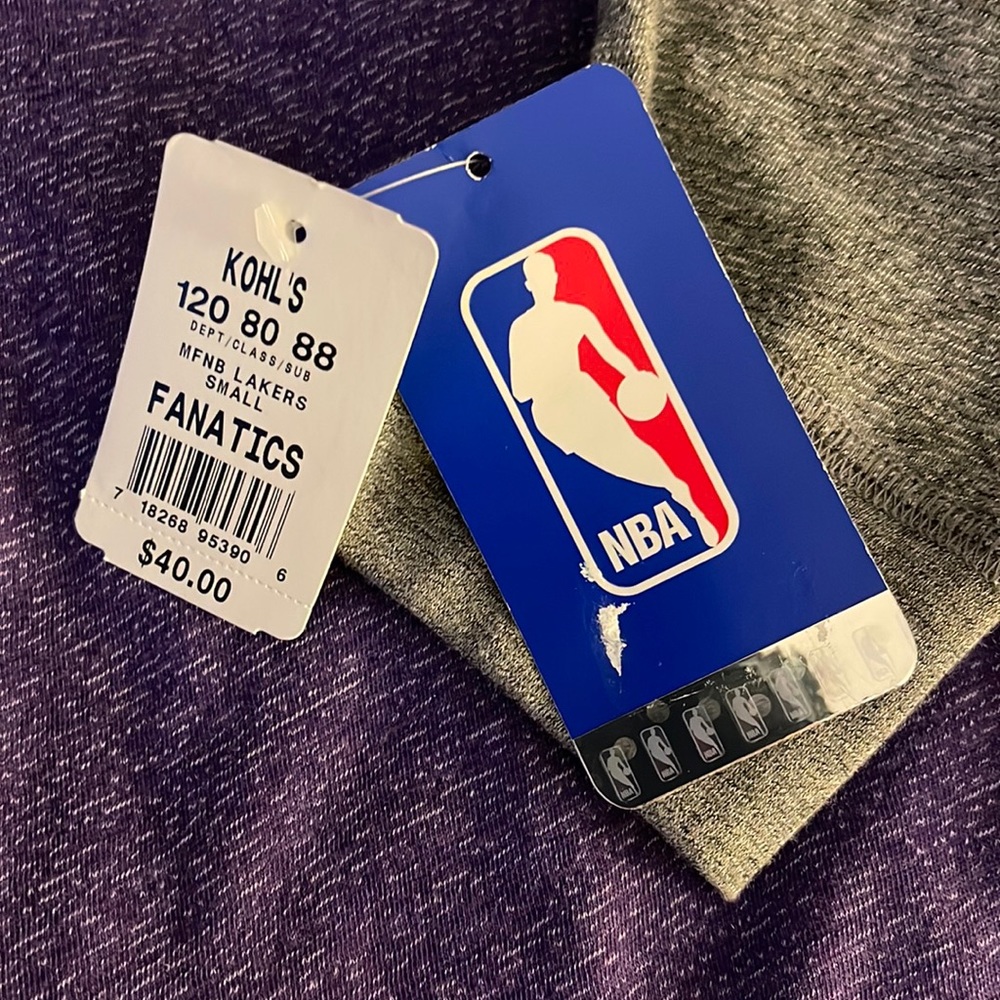 Mens small Lakers logo long sleeve shirt